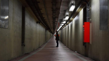 川崎の歩いて渡れる海底トンネル＆外界からアクセス不能の秘境駅へ | 不思議なB級スポット